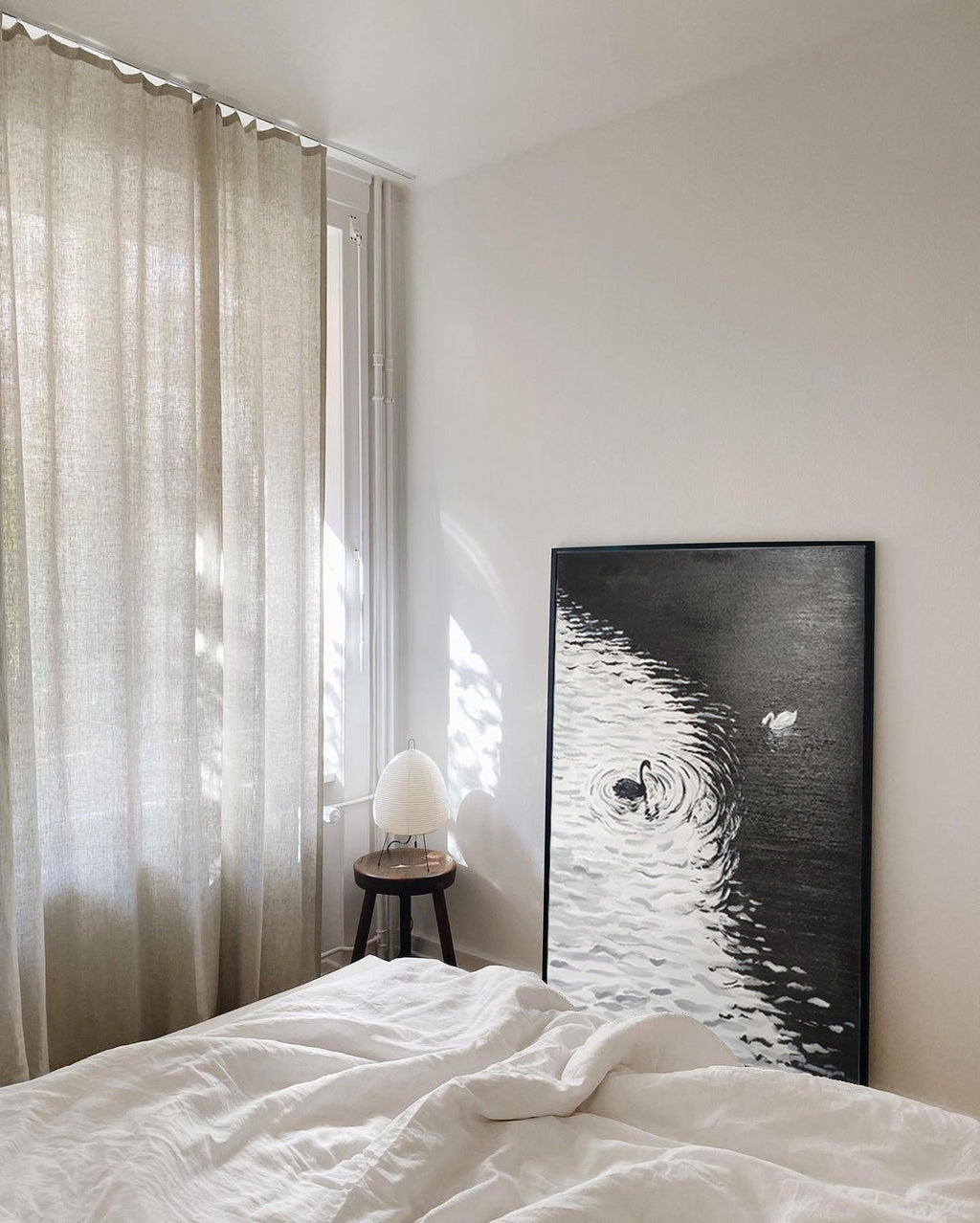 Yin & Yang: A Minimalist Black and White Wall Art for Office Decor